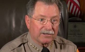 Donny Youngblood lleva más de 30 años trabajando en el Departamento del Sheriff.