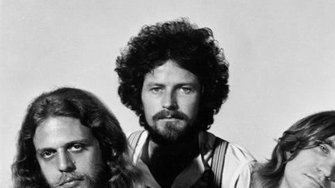 Eagles denuncia a hotel mexicano por lucrarse con nombre "Hotel California"