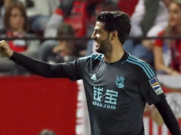 Carlos Vela consiguió el gol del empate frente al Sevilla