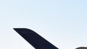 La nave no tripulada X-37B aterrizó este domingo en Cabo Cañaveral