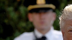 Vínculos con Rusia y memo del ex director del FBI tienen a Trump contra las cuerdas