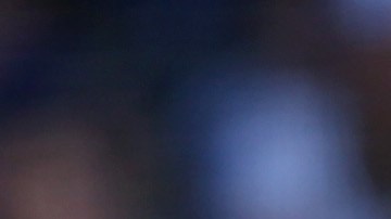 Kike Hernández y Cody Bellinger celebran tras el jonrón del novato de los Dodgers. Ambos dieron cuadrangulares de tres carreras contra Cachorros.