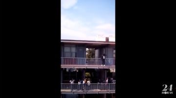 Niña se arroja del balcón de su secundaria