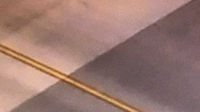 El choque de un avión con vehículo en LAX causó lesiones a 8 personas.