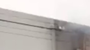 El incendio en Compton se dio en un centro de almacenamiento.