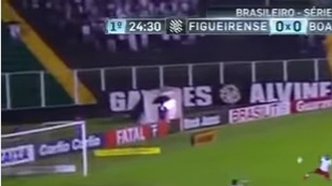 Portero del Figueirense comete un error imperdonable
