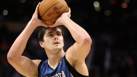 El serbio Darko Milicic fue uno de los fracasos millonarios de la NBA.