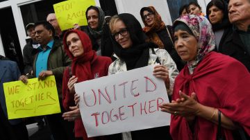 Grupos de defensa refugiados se han manifestado contra el gobierno de Trump.