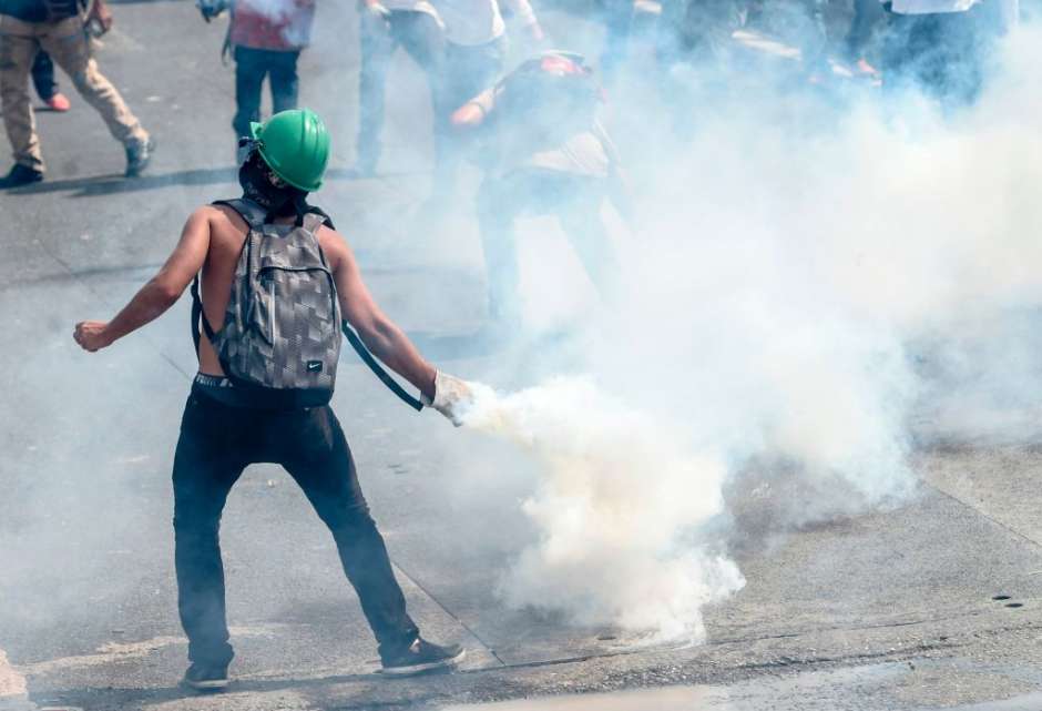 Las protestas y la represión continúan en Venezuela.