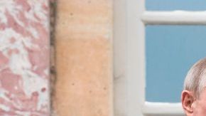 Macron y Putin en Versalle. ETIENNE LAURENT/AFP/Getty Images