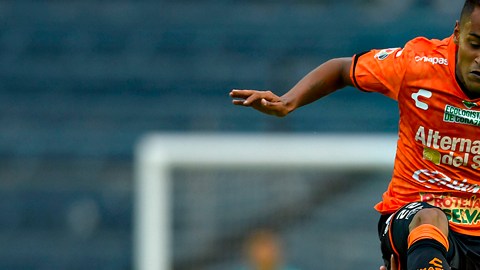 El brasileño Mateus Gonçalves se alegró por el descenso de Jaguares