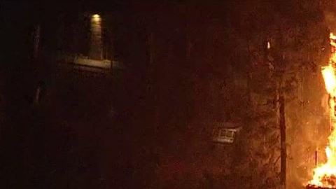 El incendio de Pacific Palisades destruyó una residencia de cuatro pisos.