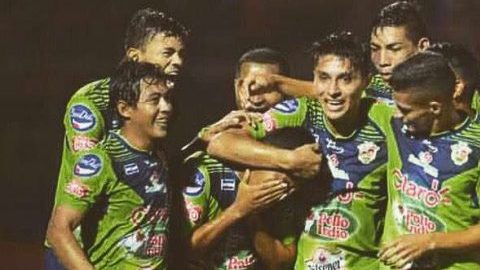 Santa Tecla buscará obtener su pase a la final al enfrentar a los emplumados el domingo en San Miguel.