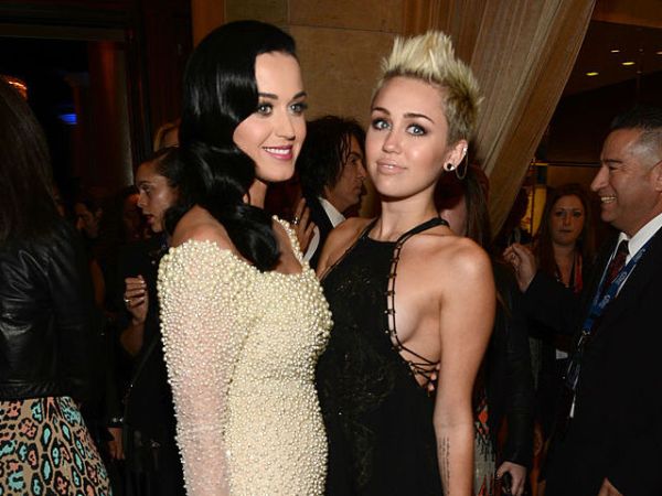 ¿katy Perry Escribió “i Kissed A Girl” Para Miley Cyrus La Opinión