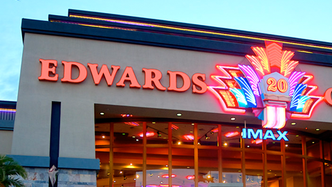 Edwards Cinema 20, sitio donde culminó la persecución.