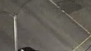 El conductor y pistolero dejó atrás solo huellas de sus llantas en la escena del crimen.