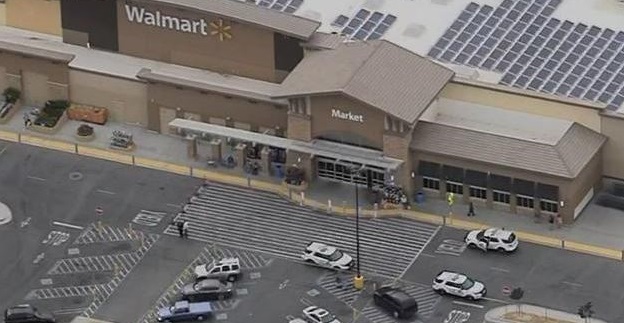 1 muerto tras tiroteo policial en Walmart de San ...