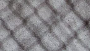 Leopoldo López suele saludar a su familia desde su celda en la Prisión Militar de Ramo Verde.