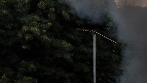 Una barricada alzada en protesta contra el gobierno de Nicolás Maduro en Caracas.