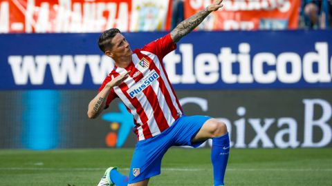 Fernando "El Niño" Torres, del Atlético de Madrid, está en la mira del Querétaro