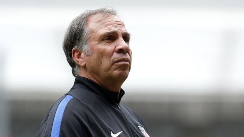 El técnido de Estados Unidos, Bruce Arena, pronostica que vencerán 2-0 a México