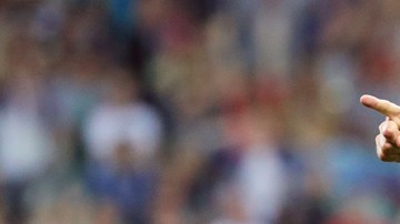 Oribe Peralta festeja su gol que le dio el triunfo a México 2-1 sobre Nueva Zelanda