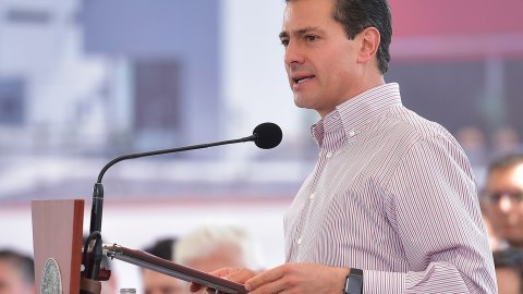 PEÑA NIETO NIEGA "CATEGÓRICAMENTE" ESPIONAJE A COMUNICADORES Y ACTIVISTAS