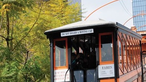El ferrocarril mide sólo 96 metros