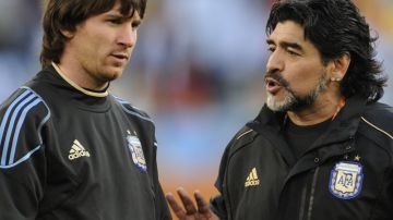 Imagen de archivo de Lionel Messi y Diego Armando Maradona