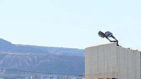 Una camioneta de la Patrulla Fronteriza vigila la frontera entre México y EEUU.