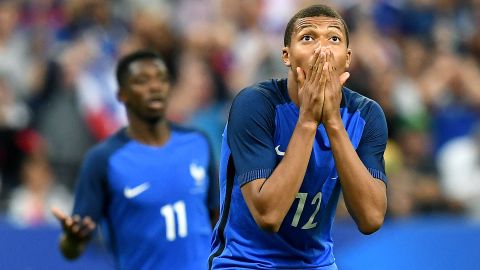 Kylian Mbappé, la joya del fútbol francés que pelean los grandes en Europa.