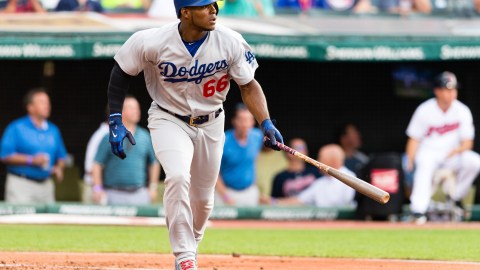 Yasiel Puig conectó un homerun en el segundo inning.