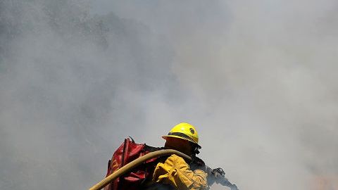 Incendio en Burbank.