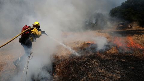 Incendio en Burbank.