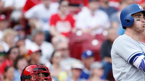 Cody Bellinger, con 21 años, impuso un nuevo récord con los Dodgers de Los Angeles