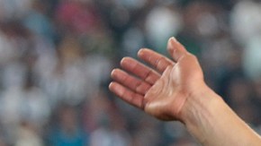 Aún es incierto el futuro de Hirving Lozano en Europa