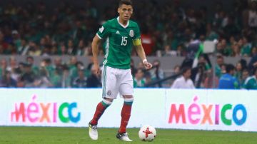 El defensa mexicano Héctor Moreno firmó por cuatro años con el AS Roma