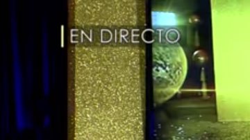 Karenka cacheteó a Julio Camejo