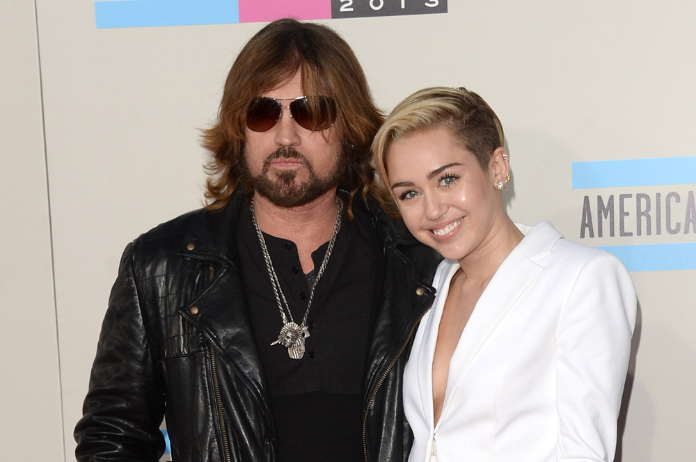 Miley Cyrus Cumple 27 Años Y Su Padre La Felicita Con Este Conmovedor Video La Opinión 9629