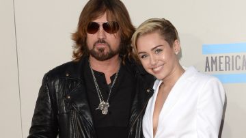 Miley y su padre Billy Ray.