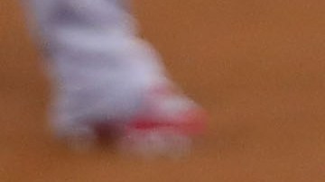 Ricky Nolasco lanza durante el partido del lunes en Dodger Stadium. El derecho de los Angels llegó al partido como el pitcher con más jonrones recibidos este año en Grandes Ligas.