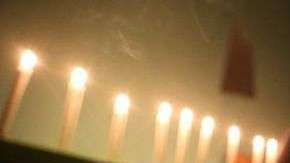 Anna le cobraba unas 120 libras (más de US$150) por relación sexual a los clientes, pero más de la mitad del dinero se la tenía que dar al dueño del salón de masajes.