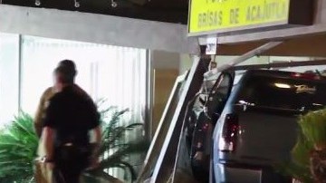 La pupusería Brisas De Acajutla quedó en ruinas.