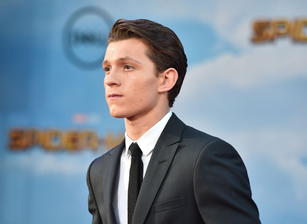 Tom Holland solo lleva un tanga bajo su ajustado traje de Spiderman - La  Opinión