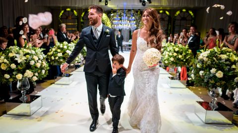 Lionel Messi y Antonela Roccuzzo sellaron su amor ayer.