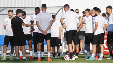 Joachim Löw dirige entrenamiento de la selección alemana