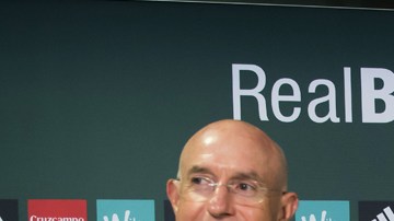 Andrés Guardado fue presentado oficialmente en el Betis