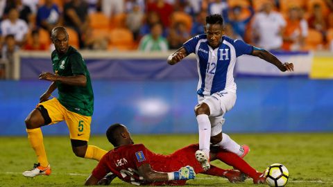 Honduras no pudo derrotar a Guayana en la cancha, pero podría hacerlo en la mesa.