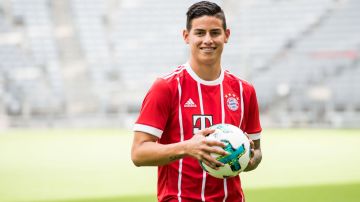 El delantero colombiano James Rodríguez fue presentado oficialmente con el Bayern Munich