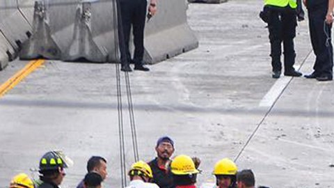 Los rescatistas no lograron salvar las vidas de los accidentados.